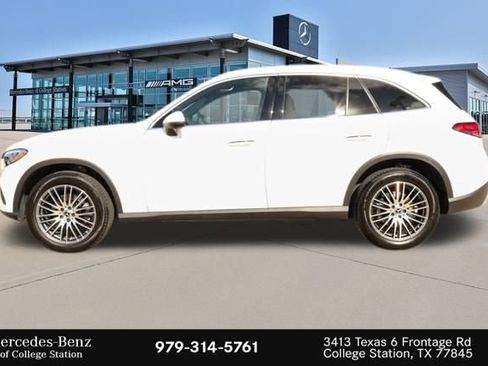 Certified 2025 Mercedes-Benz GLC 300 4MATIC image 5