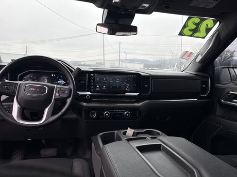 Used 2023 GMC Sierra 1500 Elevation image 15