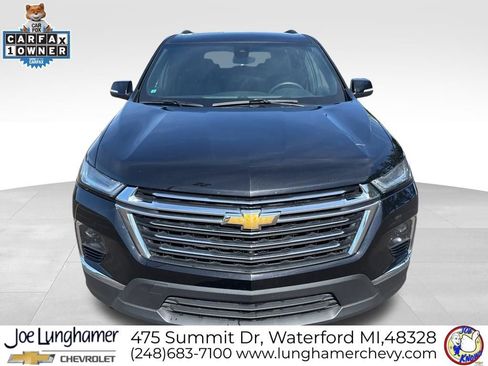 Used 2023 Chevrolet Traverse LT w/ LT Premium Package AWD/4WD image 9