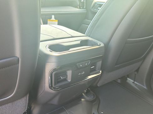 New 2026 GMC Sierra 1500 AT4X w/ LPO, Black Badging Package AWD/4WD image 18