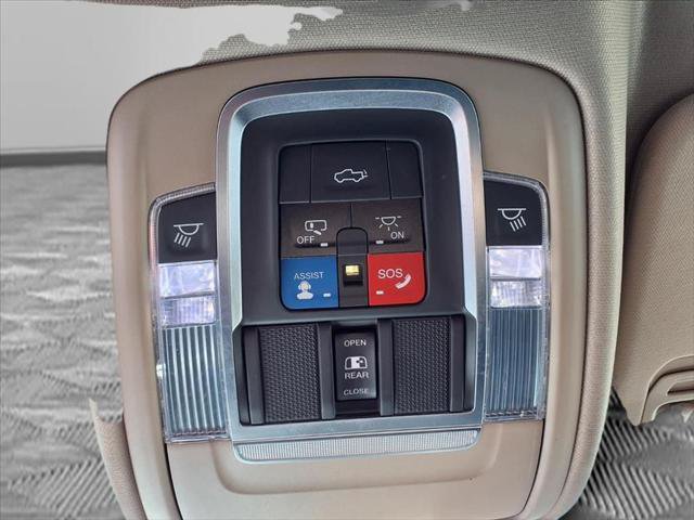 Certified 2019 RAM 1500 Laramie AWD/4WD image 17
