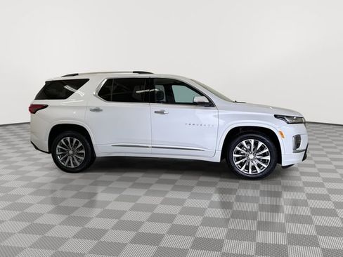 Used 2022 Chevrolet Traverse Premier w/ LPO, Floor Liner Package image 12