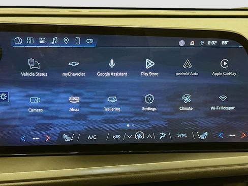 Used 2025 Chevrolet Traverse LT image 26