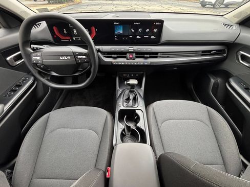 Used 2025 Kia K4 FWD image 32