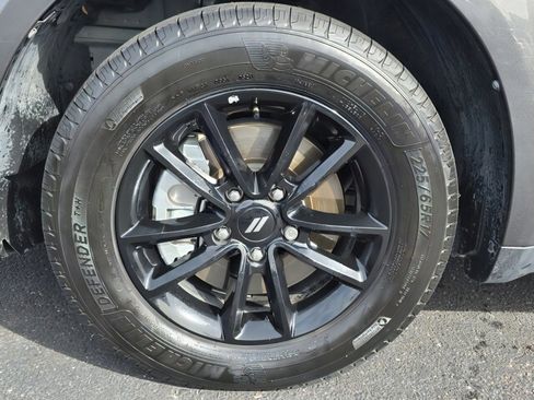 Used 2020 Dodge Journey SE w/ Blacktop Package image 25