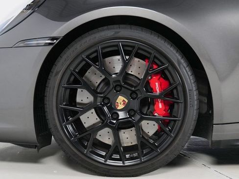 Certified 2024 Porsche 911 Targa 4 GTS AWD/4WD image 35