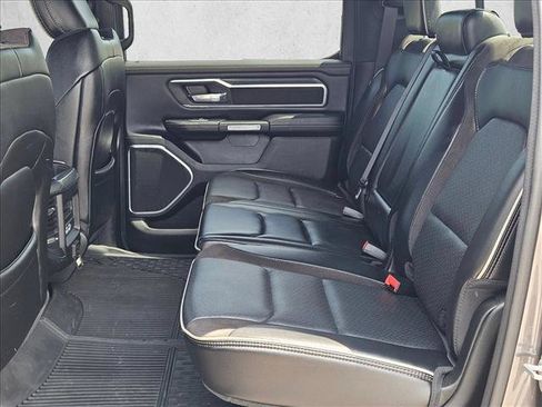 Used 2023 RAM 1500 Laramie AWD/4WD image 18