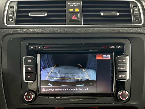 Used 2015 Volkswagen Jetta SE image 31