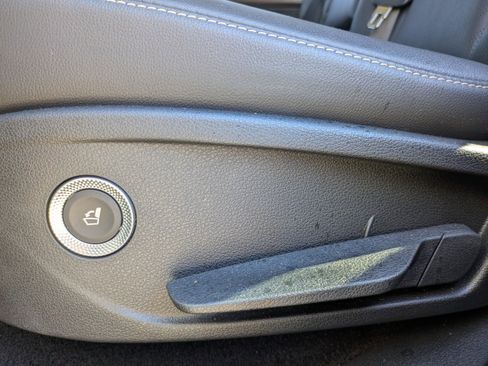 Used 2021 Genesis GV80 3.5T Advanced + w/ Advanced Package 06 image 17