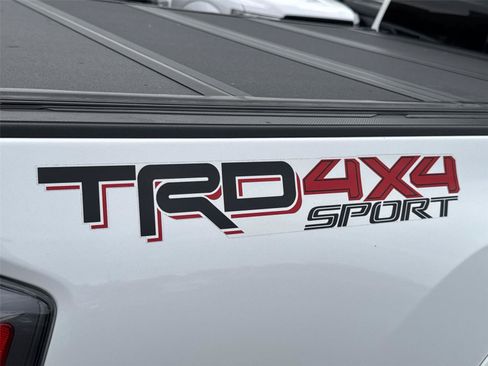 Used 2023 Toyota Tacoma TRD Sport AWD/4WD image 8