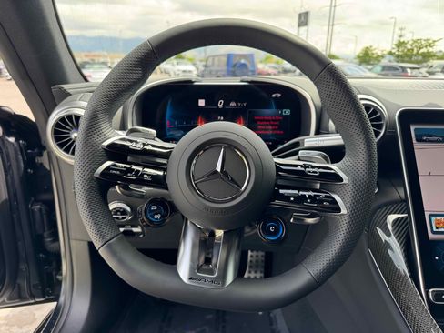 New 2025 Mercedes-Benz SL 63 AMG 4MATIC image 17