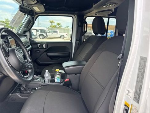Used 2021 Jeep Wrangler Unlimited Sport AWD/4WD image 10
