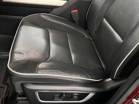 Used 2021 RAM 1500 Laramie AWD/4WD image 13