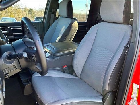 Used 2024 RAM 2500 Big Horn w/ Bed Utility Group image 10