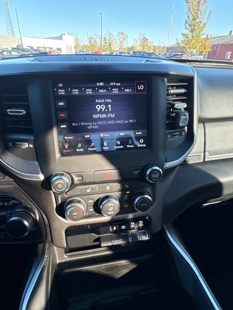 Used 2020 RAM 1500 Big Horn AWD/4WD image 11