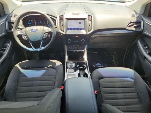 Used 2019 Ford Edge SEL FWD image 16
