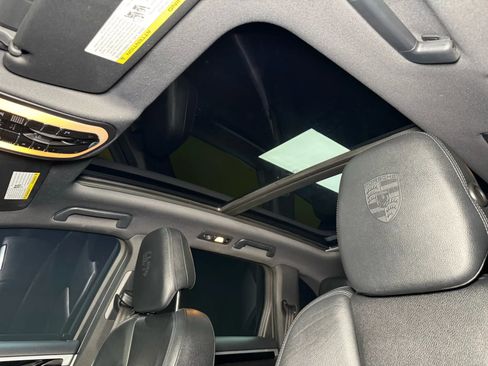 Used 2014 Porsche Cayenne AWD/4WD image 45