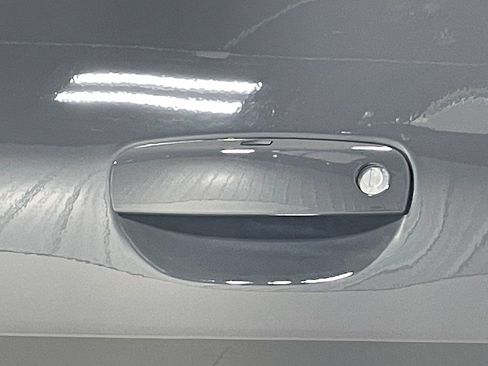 Used 2023 Dodge Challenger R/T image 30