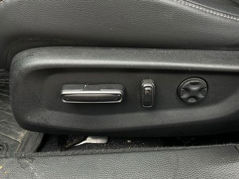 Used 2022 Honda Accord Sport image 11