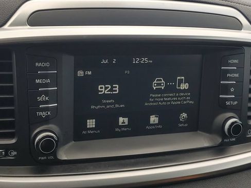 Used 2020 Kia Sorento L FWD image 25