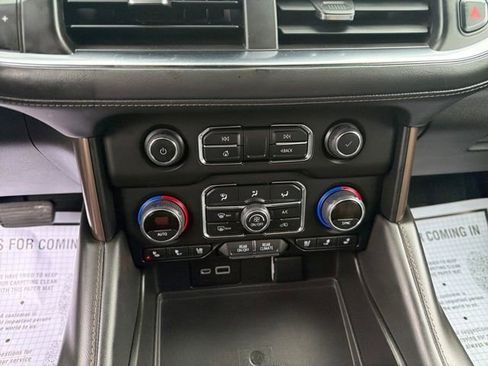 Used 2023 Chevrolet Tahoe High Country w/ Premium Package 2 AWD/4WD image 19