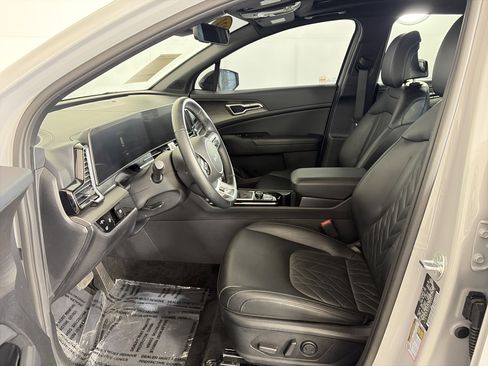 Used 2024 Kia Sportage X-Line w/ X-Line Premium Package image 6