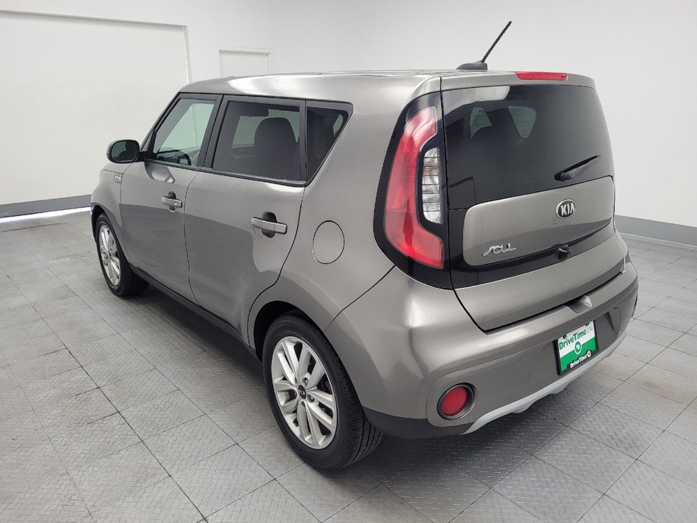 Used 2019 Kia Soul + FWD image 5