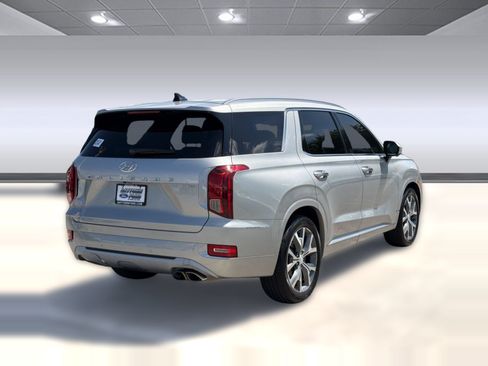 Used 2022 Hyundai Palisade Limited w/ Cargo Package AWD/4WD image 9