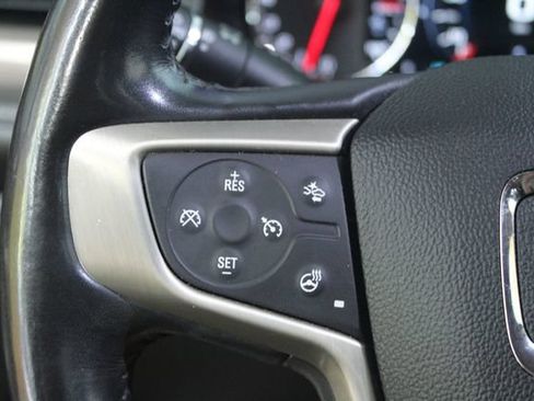 Used 2018 GMC Acadia Denali w/ Technology Package AWD/4WD image 16