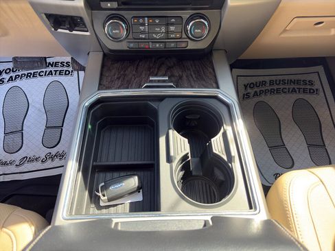 Used 2017 Ford F350 Lariat w/ Lariat Ultimate Package image 17