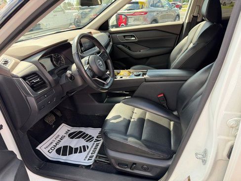 Used 2021 Nissan Rogue SV w/ Premium Package AWD/4WD image 10