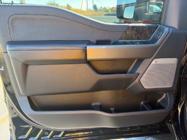 Used 2026 Ford F450 Lariat w/ Lariat Ultimate Package AWD/4WD image 16