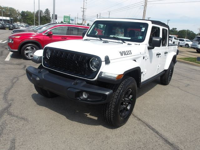 Used 2024 Jeep Gladiator Sport AWD/4WD image 3