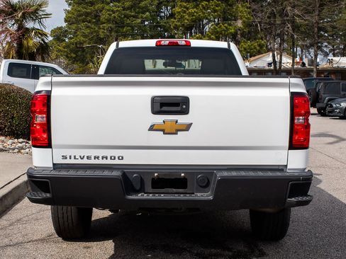 Used 2018 Chevrolet Silverado 1500 W/T w/ WT Convenience Package image 4