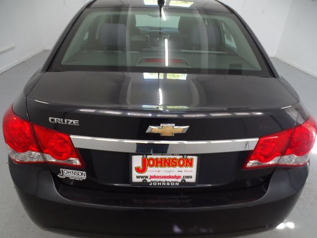Used 2013 Chevrolet Cruze LS FWD image 15