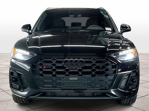 Used 2023 Audi SQ5 Premium Plus w/ Premium Plus Package image 3