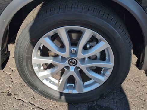 Used 2022 Nissan Rogue Sport S image 9