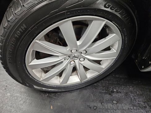 Used 2018 Volvo XC90 T6 Momentum w/ Convenience Package image 11