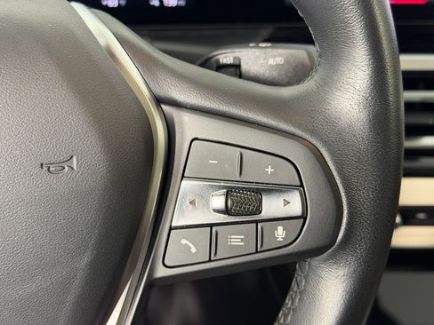 Used 2023 BMW i4 eDrive35 w/ Premium Package RWD image 28