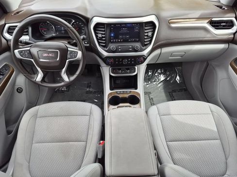 Certified 2023 GMC Acadia SLE w/ Driver Convenience Package AWD/4WD image 18