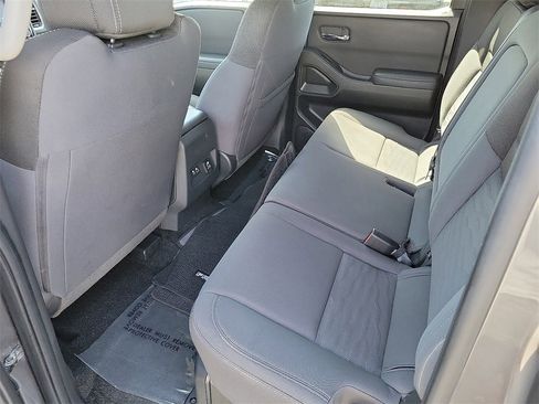 Certified 2023 Nissan Frontier SV w/ SV Convenience Package image 19