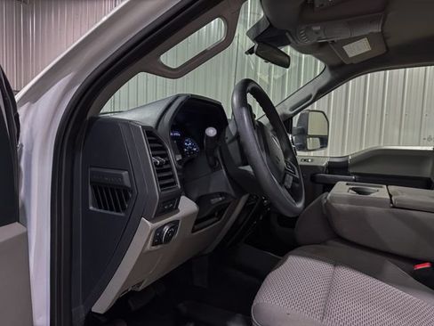 Used 2022 Ford F250 XLT w/ XLT Value Package AWD/4WD image 12
