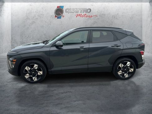 Used 2024 Hyundai Kona SEL w/ Convenience Package FWD image 2