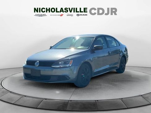 Used 2013 Volkswagen Jetta S FWD image 1
