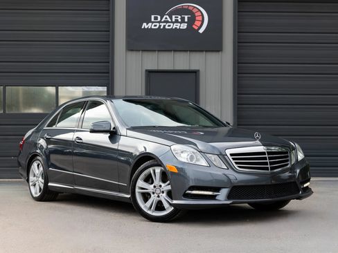 Used 2013 Mercedes-Benz E 350 4MATIC Sedan image 1