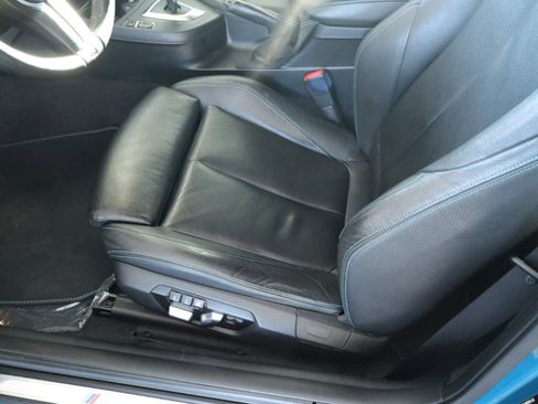 Used 2017 BMW M2 image 13