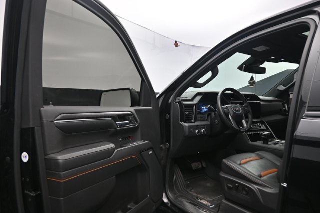 Used 2024 GMC Sierra 1500 AT4 w/ AT4 Preferred Package AWD/4WD image 11