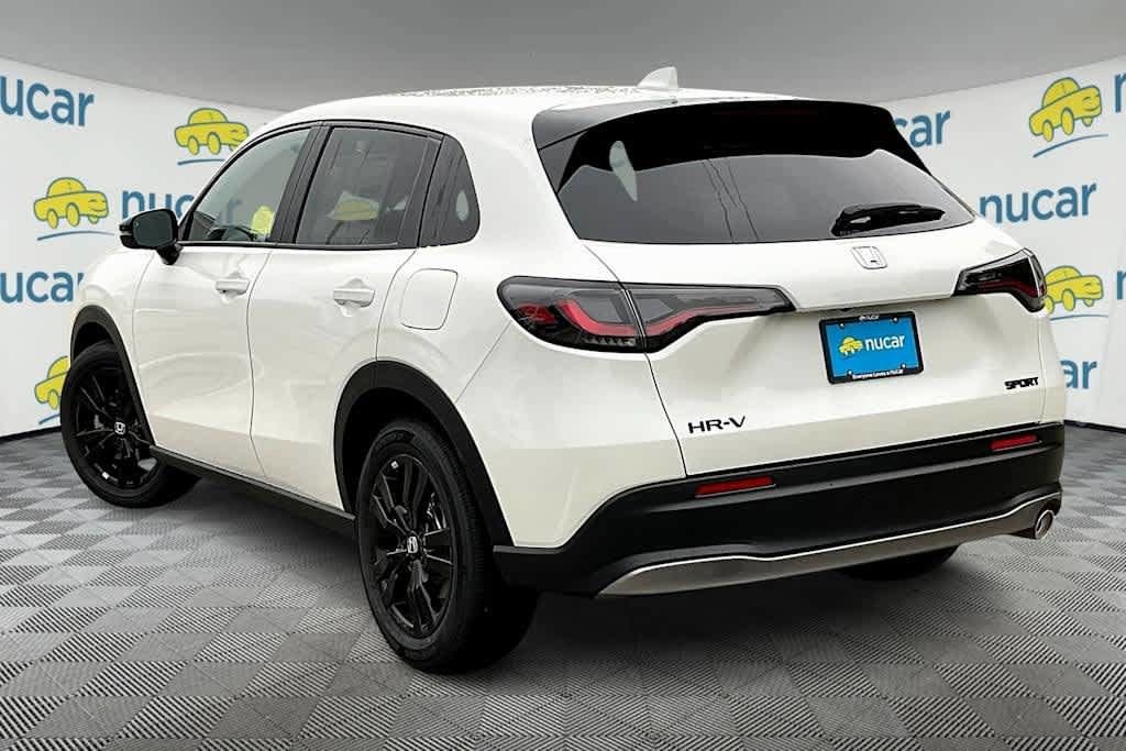 New 2026 Honda HR-V Sport image 4