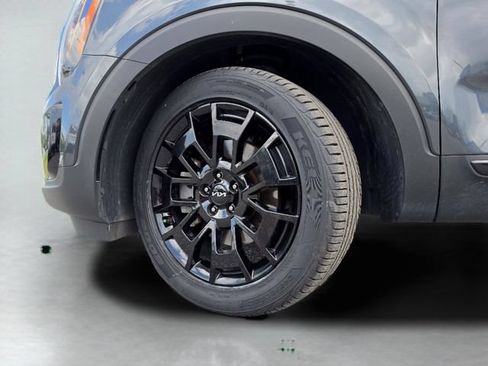 Used 2022 Kia Telluride EX w/ EX Premium Package AWD/4WD image 43
