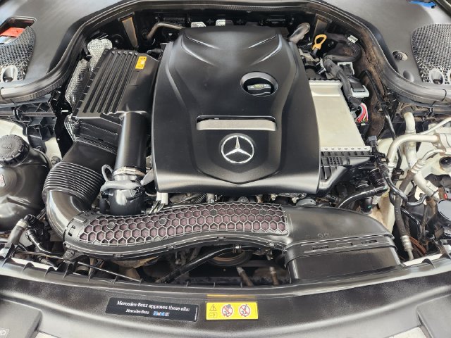 Used 2019 Mercedes-Benz E 300 image 32